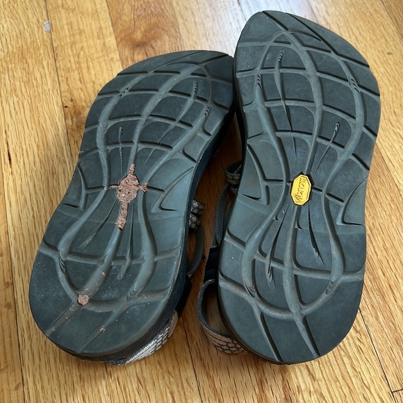 Chacos - Picture 2 of 3